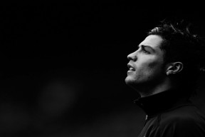 快船小前锋晒家庭合照感谢支持力量，快船大前锋