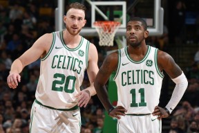 国王防守效率数据在联盟中名列前茅，国王队防守悍将