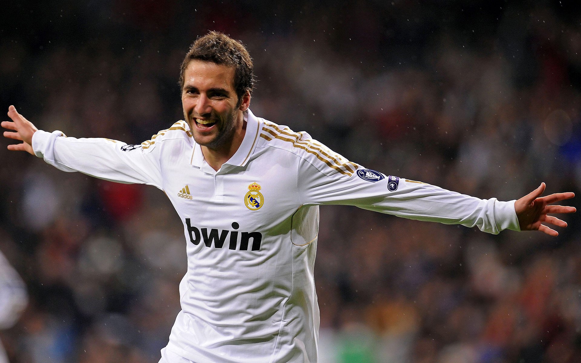 斯密斯:全面提升全黑队进攻水平,成为不可替代的半场指挥官,美国斯密斯